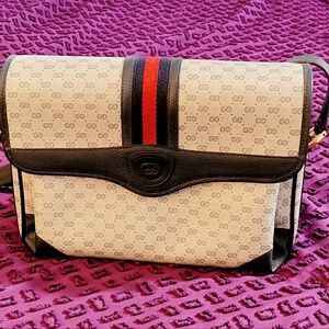 Vintage Gucci purse